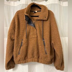 Universal Threads Women's Tan Zip-Up Sherpa Sweater